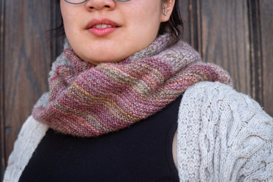 Tutorial: Grafting a Möbius Cowl with Garter Kitchener Stitch